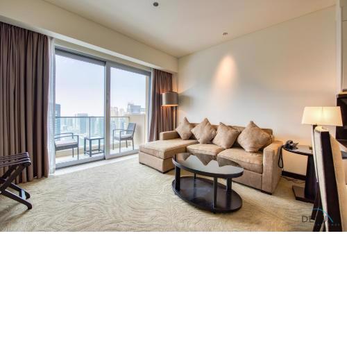 Lush 1 BR at The Address Residences Dubai Marina by Deluxe Holiday Homes