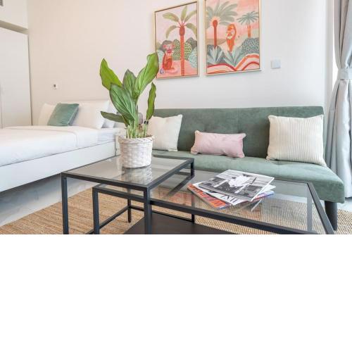Lush apartment with Burj Khalifa and Canal view