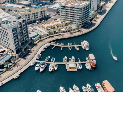 Luton Vacation Homes - Luxury & High floor and Sea View 2Br , Stella Maris Tower , Dubai Marina - 29AB04