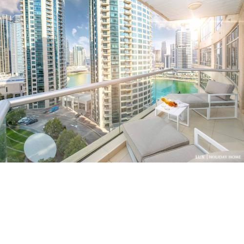 LUX - The Park Island Suite View 2
