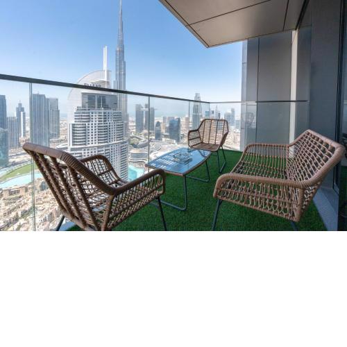 Lux Apt-Burj View Opp. Dxb mall