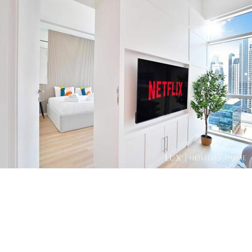 LUX Bay Square Burj Khalifa View Suite