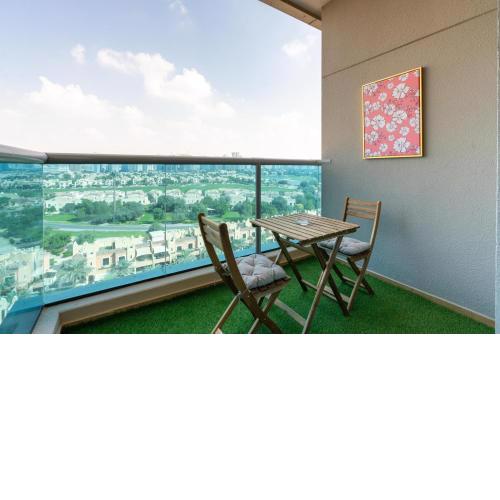 Lux BnB Elite Sports City Golf Course Views