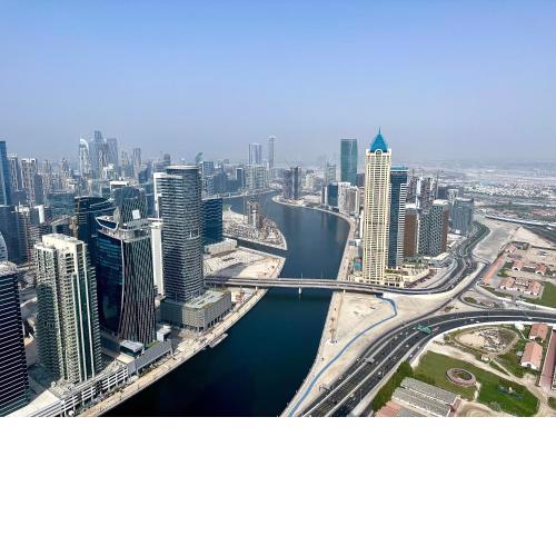 Lux BnB Skyline Canal Views I Amna Tower