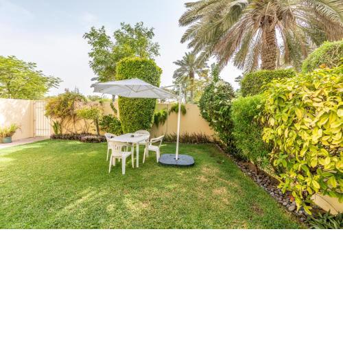 Lux BnB Springs Villa Private Garden