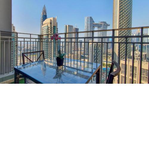 Lux BnB Standpoint Tower Burj&Sea Views