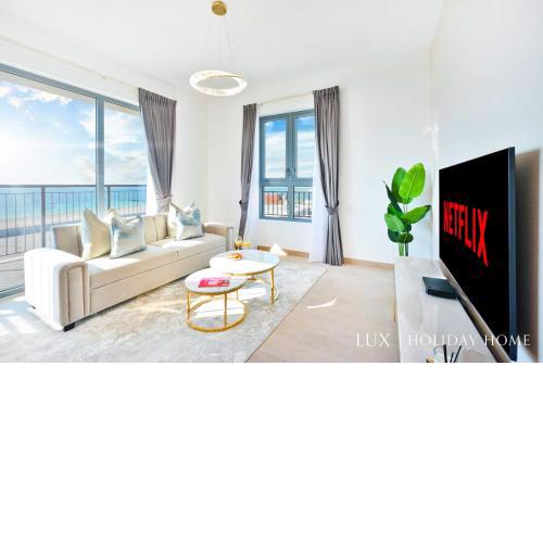 LUX Le Pont Sea View Suite 2
