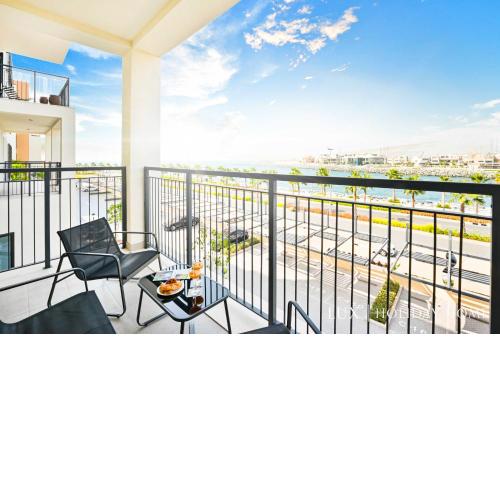 LUX The La Mer Sea View Suite 5