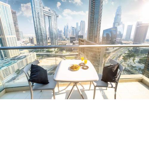LUX The Luxury Skyside Suite in DownTown Dubai