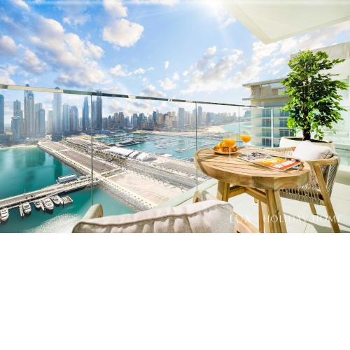 LUX The Luxury Sunrise Beachfront Suite 2