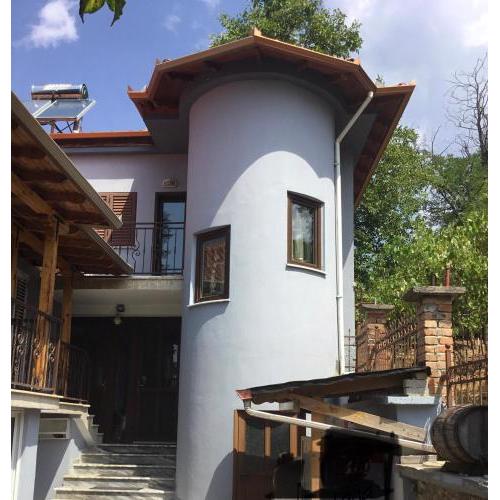Lux Vila Violeta Korce