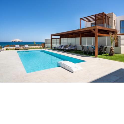Lux Villa Nymphes Dioni, 500m from beach with Pool, BBQ and Play Area