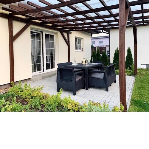 LUXE BUNGALOW,20min PRAGUE CITY CENTR,5min airport