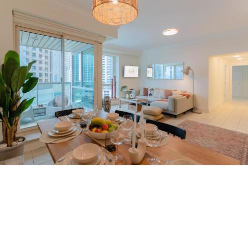 LUXFolio Retreats - Astonishing 3BHk Apartment