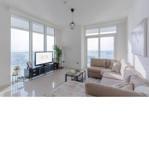 LUXFolio Retreats - Beautiful Full Sea & Palm View