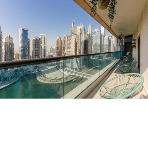 LUXFolio Retreats - Heart Of Marina - 2BHK