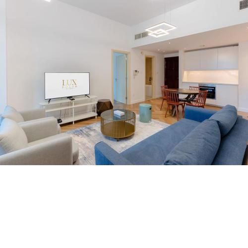 LUXFolio Retreats - Lovely Fully Upgraded 1BHK Marina