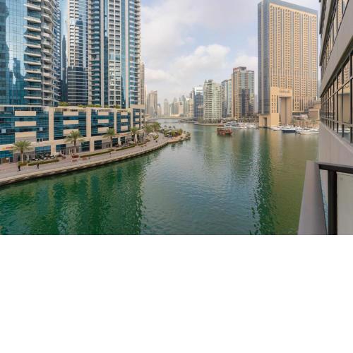 LUXFolio Retreats Glamorous Interior Marina