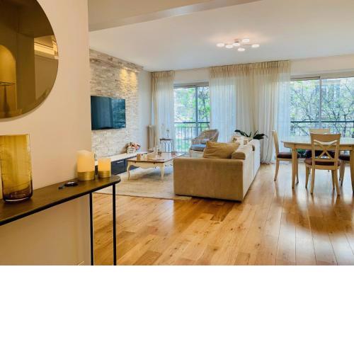 Luxieux appartement Trocadéro Tour Eiffel 90 M2