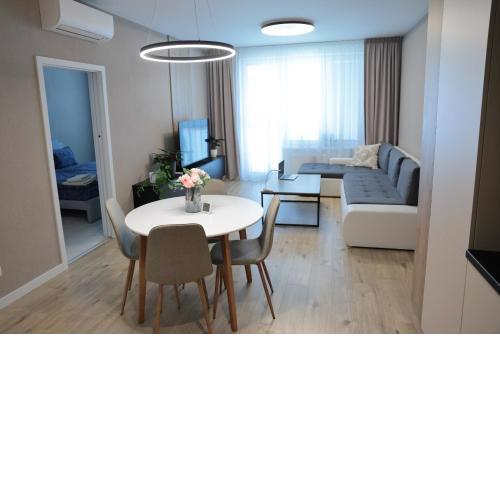 Luxo Grand Apartments