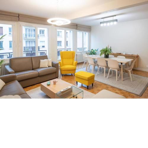 Luxueux 73m2 avec parking. Tres lumineux et calme.