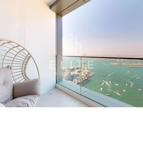 Luxurious 2 bed, Full Sea view, Fully Upgraded