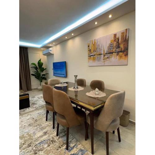 luxurious 2 Bedroom Al Rehab City