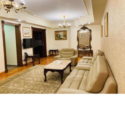 Luxurious 2 Bedroom Apartment