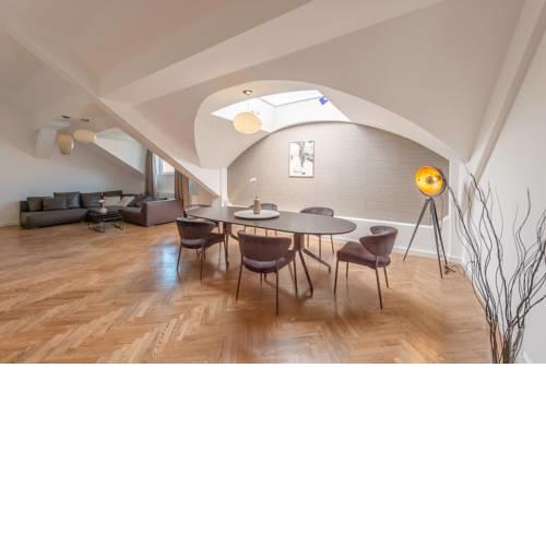 Luxurious 220 m2 Penthouse with 360° Terrace view