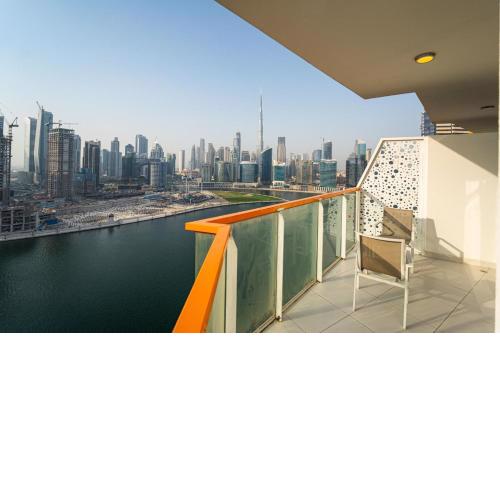 Luxurious 2BR in Business Bay