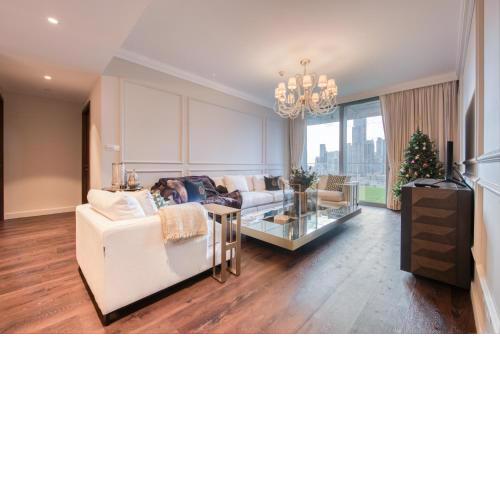 Luxurious 3 Bedroom Apartment in Boulevard Point, Connected to Dubai Mall
