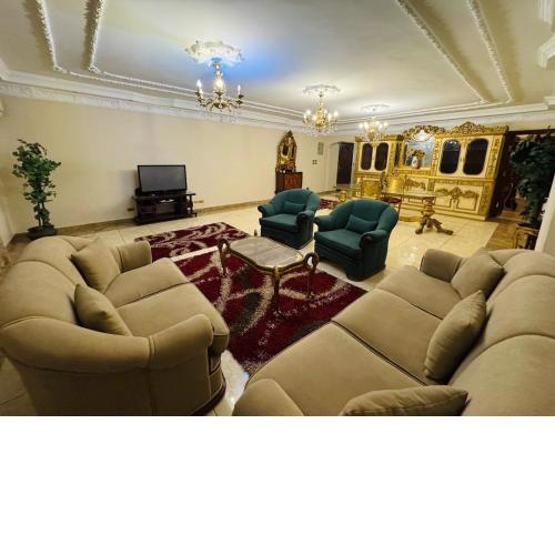 Luxurious Apartment in the Heart of Mohandessin