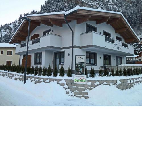 Luxurious Apartment near Four Ski Lifts in Mayrhofen