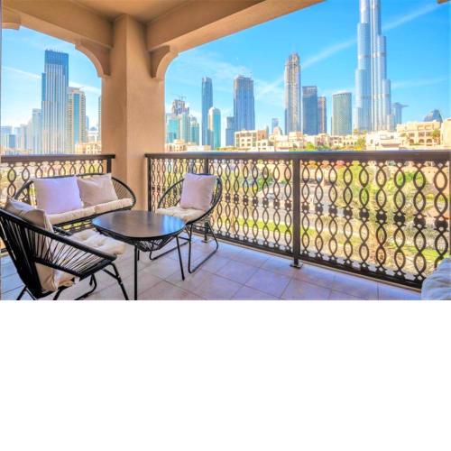 Luxurious Apartment with iconic burj View