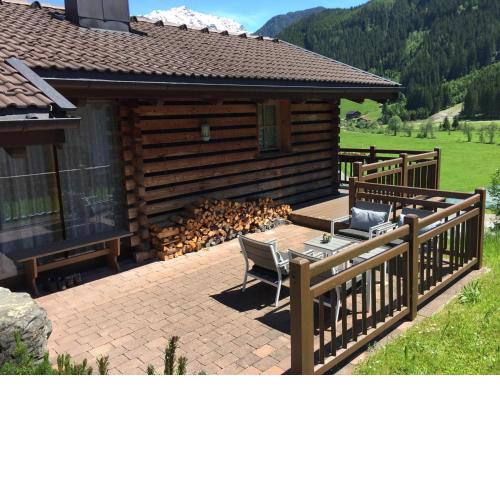 Luxurious chalet with sauna in Königsleiten