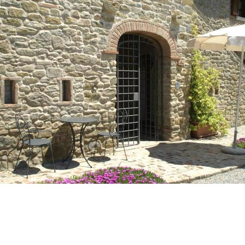Luxurious cozy apartment with pool near Cortona in Tuscany versatile