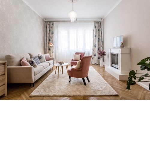 Luxurious design suite near the Danube