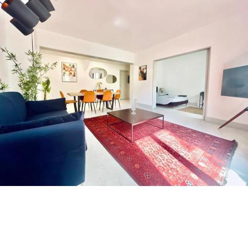 Luxurious Flat next to Eiffel Tower (WiFi/Netflix)