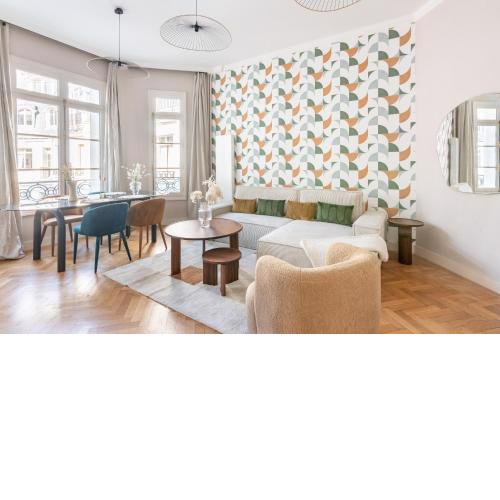 Luxurious Flat Rue de la Pompe