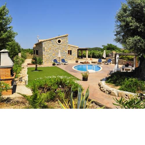 Luxurious Holiday Home with Private Pool in Selva
