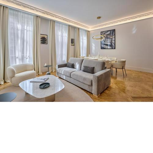 Luxurious Matignon/Saint Honoré apartment (Percier)