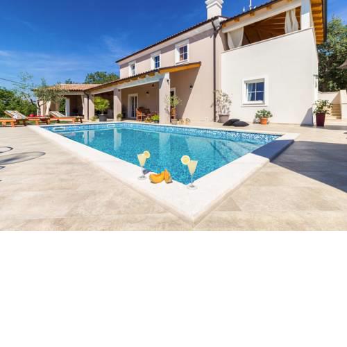Luxurious Mediterranean house (8+2) near to the beautiful beaches