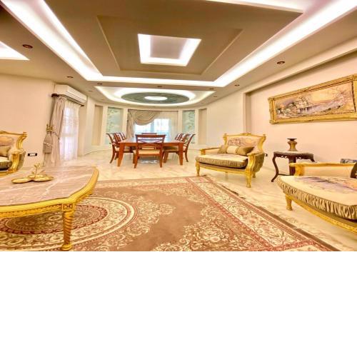 Luxurious New Cairo City Near AUC Cairo Families Only