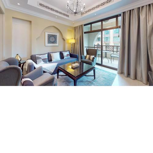 Luxurious One Bed w/ Burj Khalifa View in Al Bahar