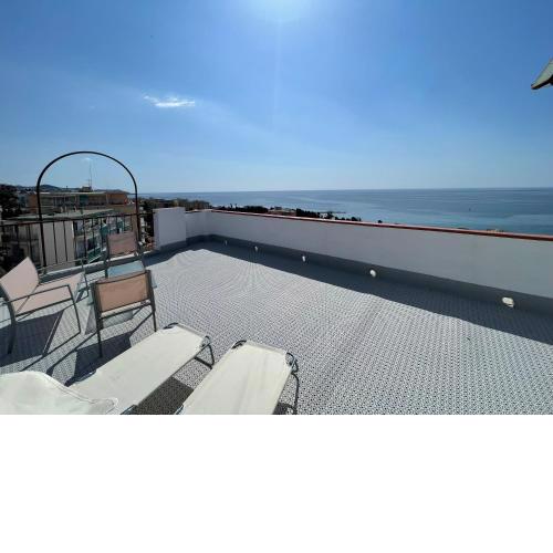 Luxurious Penthouse Poseidon! in Sanremo's Centre for 6 people!