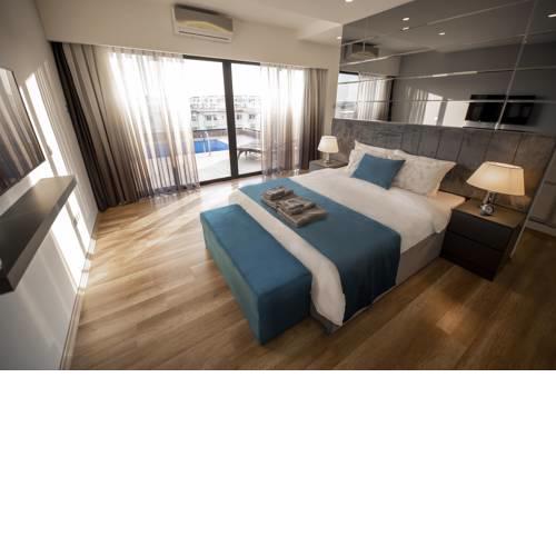 Luxurious Penthouse & Swimming Pool