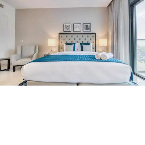 Luxurious studio fully furnished 5 stars hotel facilities in Dubai South