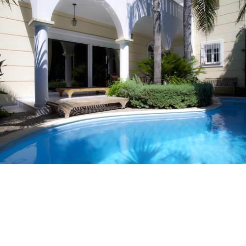 Luxurious Villa Hidden Paradise in Athens Riviera