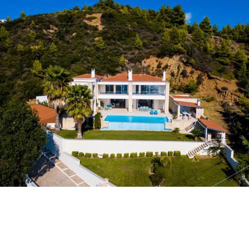 Luxurious Villa in Agia Paraskevi Chalkidiki