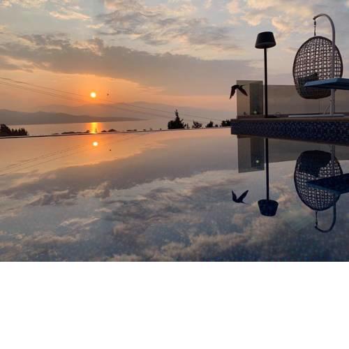 Luxurious Villa Kastro with Salt Water Swimming Pool